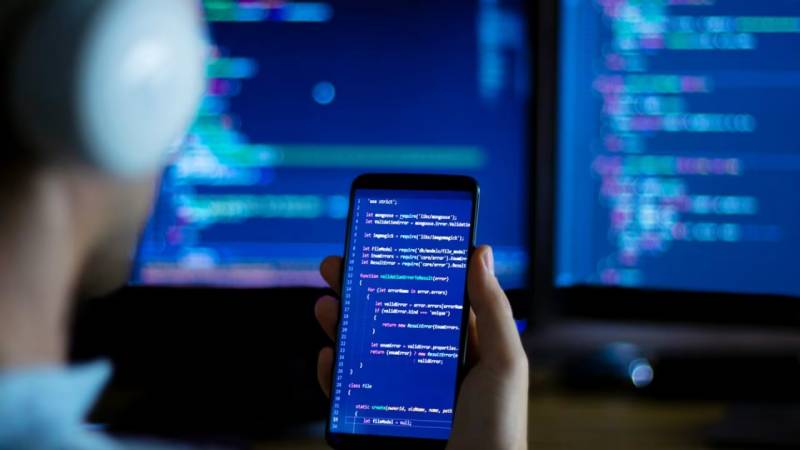 边缘计算是否会重构珠山区软件开发的技术版图,取代传统云计算?